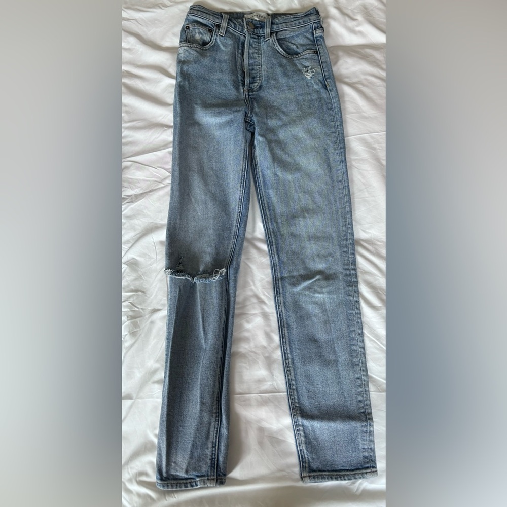 Denim Forum Blue Skinny Jeans with Distressed Knee